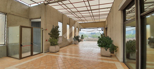 Oficina En Arriendo Con Financiamiento Para Habilitar.