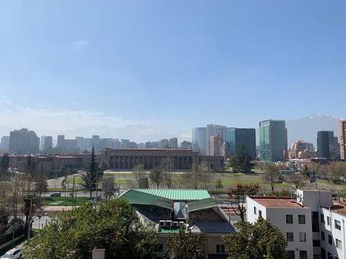 Vista Al Oriente, Escuela Militar, Barrio El Golf, Amplio