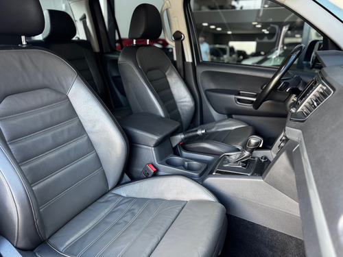 Volkswagen Amarok 3.0 Highline Cab. Dupla V6 4x4 Aut. 4p