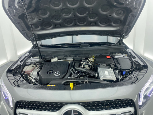 Imagen 24 de 25 de Mercedes Benz Glb 200 Amg Line 1.3