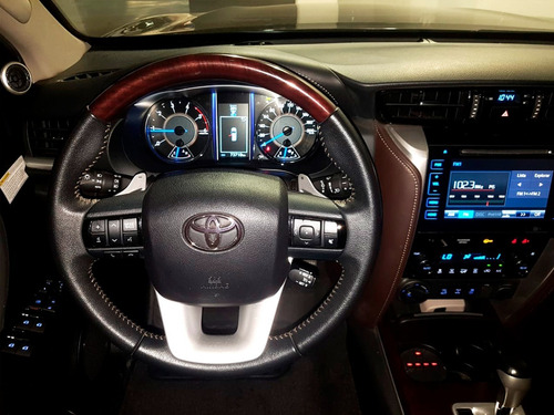 Toyota Hilux Sw4 Srx At Blindado Nivel Rb3 2017