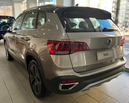 Imagen 21 de 25 de Volkswagen Taos 1.4 250tsi Hero Automatica At 2022 0km Vw 05