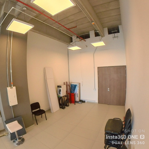 Imagen 4 de 5 de Se Vende Oficina Centro Comercial Metropolis