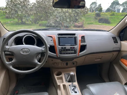 Toyota Fortuner 4.0 Sr5
