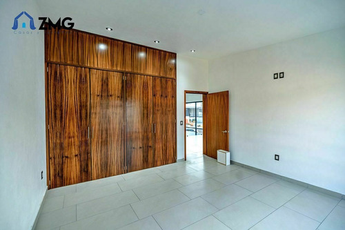 Casa Con Alberca Zona Bosques De Santa Anita