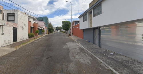 Casa Con Excelente Plusvalia En Privada Y Con Exclente Ubicacion