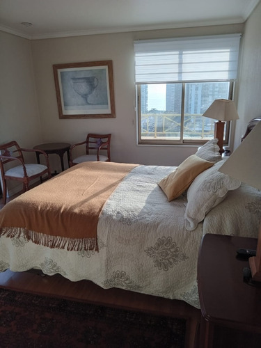 Amoblado, Vista Panorámica, 4 Dorm, 3 Baños, 2 estac, 140mt2