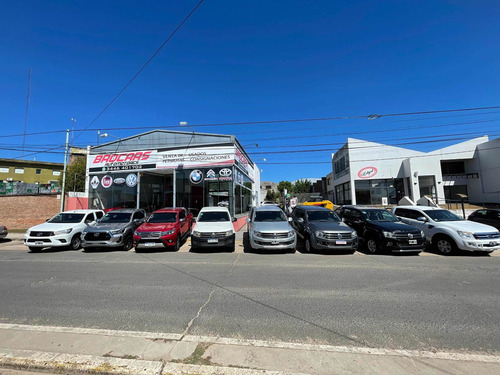 Imagen 9 de 9 de Toyota Hilux Srv At 4x2