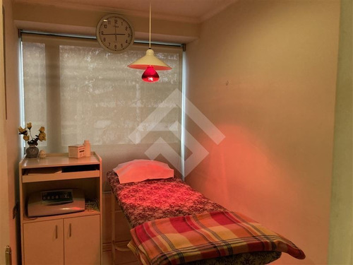 Imagen 6 de 12 de Oficina En Venta En Providencia, Estética, Dental, Oftalmólo