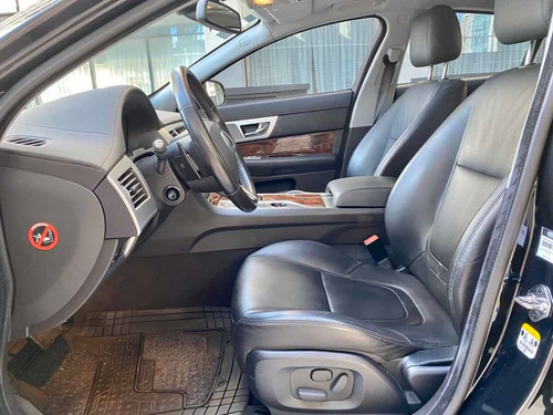Jaguar Xf 3.0 V6 2012