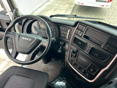 Iveco Stralis Hi-way 440