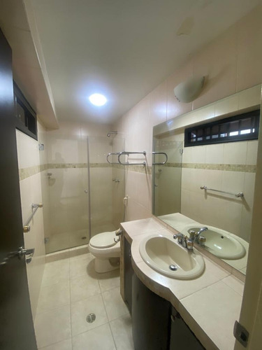 Imagen 14 de 19 de Apartamento En Alquiler.