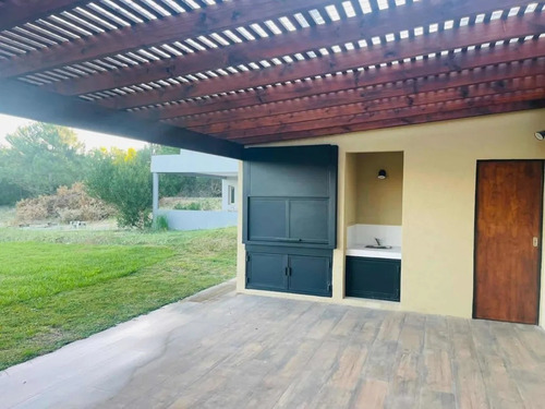 Imagen 15 de 22 de Venta Casa En Senderos 3 - Costa Esmeralda