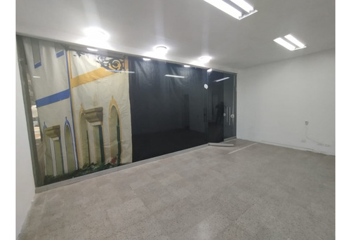 Local En Venta, Centro Comercial Camino Real !!