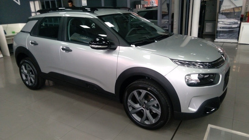 Imagen 11 de 17 de Citroën C4 Cactus Feel Pack Plus No Peugeot 2008 H