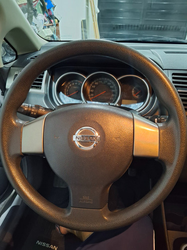 Nissan Tiida 1.8 Acenta 4 p