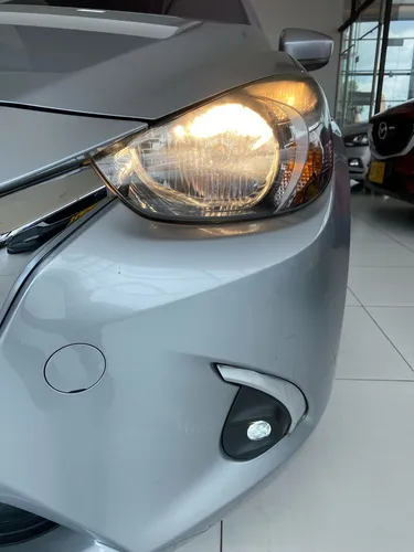 Mazda 2 2 touring at
