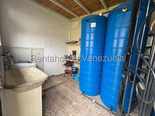 Fredxia Castillo Vende Bella Hermosa Casa En Cabudare # 26-233