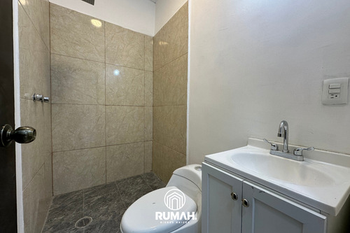 Casa En Venta En Col. Flores Magón