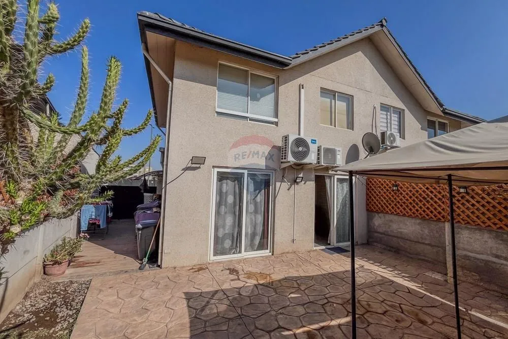 Imagen 2 de 29 de ¡casa Ideal En Lampa, Condominio Laguna Norte!