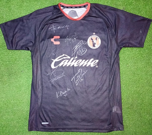 Jersey Autografiado Xolos Chuy Corona