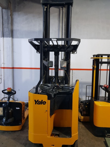 Apilador Eléctrico Yale