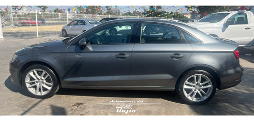 Audi A3 1.8 Sedán Ambiente At