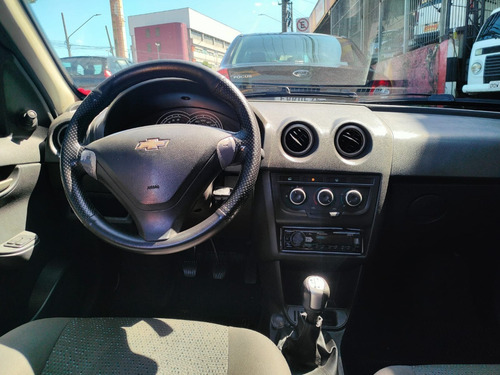 Imagem 10 de 15 de Chevrolet Celta