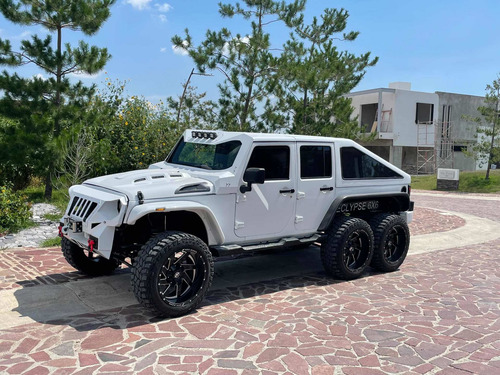 Imagen 6 de 15 de Jeep Wrangler 2017 3.7 Sahara 3.6 4x4 At