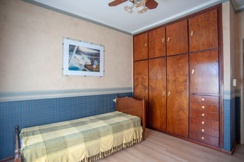 Casa En Venta City Bell, Galpón Y Local
