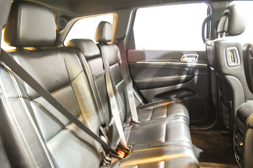 Jeep Grand Cherokee 3.6 Limited 286hp Techo + Llantas 18