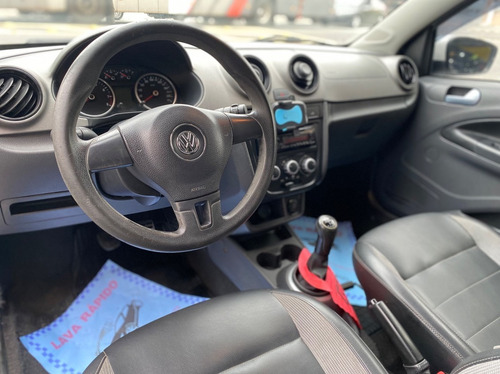 Imagem 6 de 11 de Volkswagen Saveiro 1.6 Cross Ce 8v 2013
