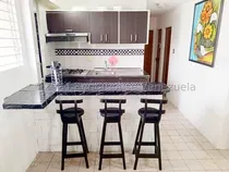 Comprar Bray Montoya Vende Bello Apartamento Semiamoblado En El Este De Barquisimeto Dispone De 3 Habitaciones 1 Baño Acabados Modernos Gas Directo Y Todos Los Servicios Básicos 2#4#2#3#6#4#8 Bray Montoya    