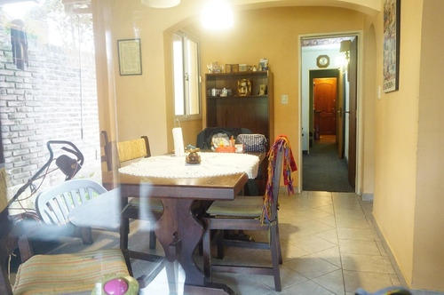 Imagen 28 de 30 de Chalet Con Pileta En Acassuso