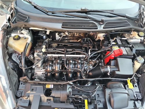 Ford Fiesta 1.6 S Sedan Mt