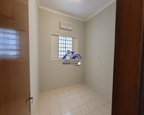 Imagem 12 de 15 de Casa Com 3 Dormitórios Em Araçatuba - Financia - Ca01209 - 70718367