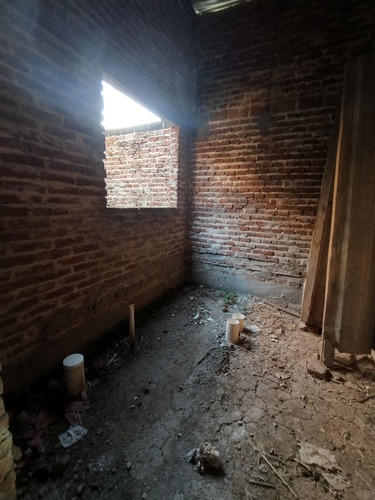 Terreno Con Casa En Contruccion / Pujato Norte