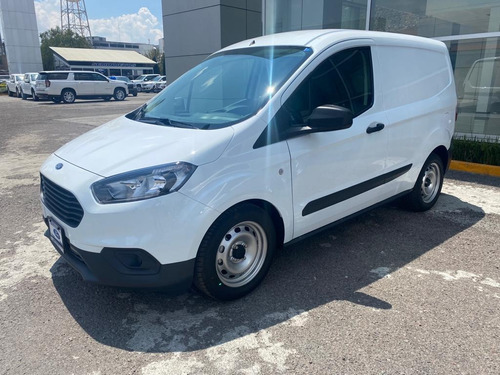 Ford Transit Courier 2023