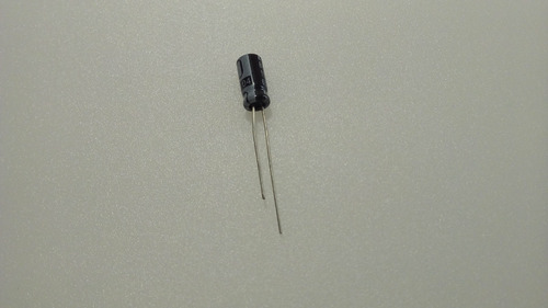 Imagem 4 de 5 de Capacitor Eletrolítico Epcos 10uf 63v 85°c Pacote Com 10un