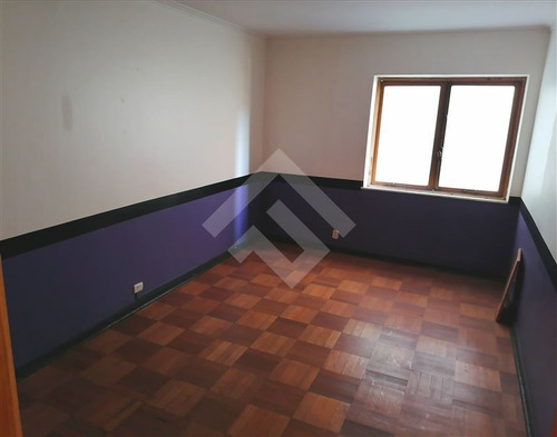 Oficina En Venta En Santiago 1 Privado, 1 Baño, Plaza De Arm