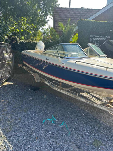 Imagen 2 de 2 de Bermuda Classic Proa Cerrada Evinrude 115hp E-tec 2007