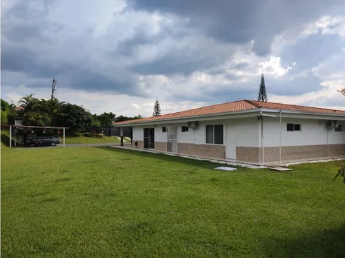 Casa Campestre En Venta Santa Elena Via El Castillo Conjunto