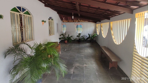 Imagem 3 de 14 de Casa Linda E Aconchegante À Venda. Pronta Para Financiamento
