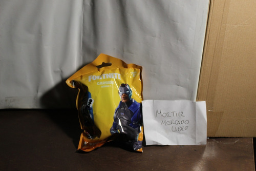 4 Figuras Fortnite Domez Raven Eliteagent Rust Lord Carbide (Usado)