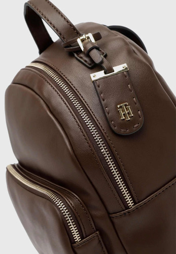 Mochila Tommy Hilfiger Eco Cuero Detalles