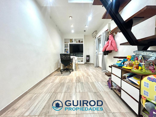 Venta Ph 4 Ambientes Refaccionado Con Patio Y Parrilla En Devoto