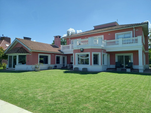 Casa Buenos Aires Golf . Sector G . Interno Golf