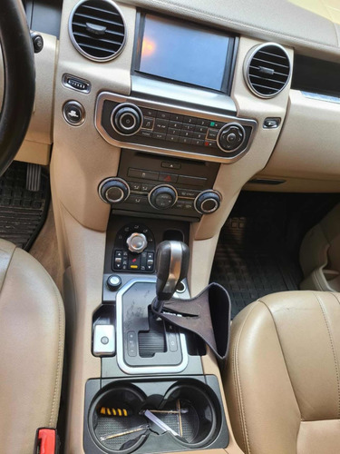 Imagem 7 de 11 de Land Rover Discovery 2011 2.7 Tdv6 S 7l 5p