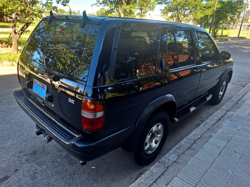 Nissan Pathfinder 3.3 Se Wide