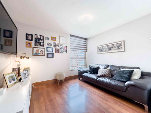 Modern Furnished Flat, 3 Bedrooms, Next To Militares Riesco